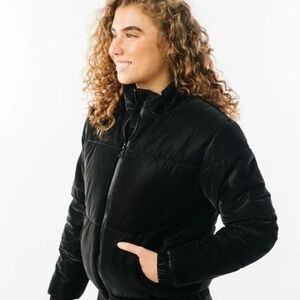 Zyia  Black Puffer Jacket Size XL